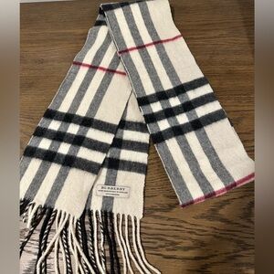 Burberry Narrow Check Cashmere Scarf, Stone